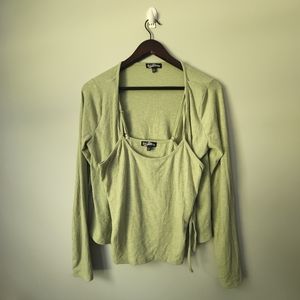 2 piece sweater and tank size L